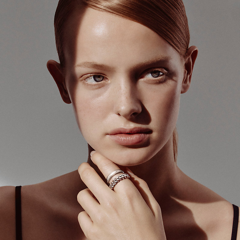 Boucle Sellier Inflexible ring, medium model - Silver | Hermès